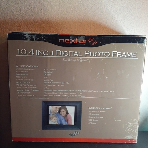 NEW IN BOX NEXTAR 10.4 IN Digital Photo Frame - Picture 3 of 3